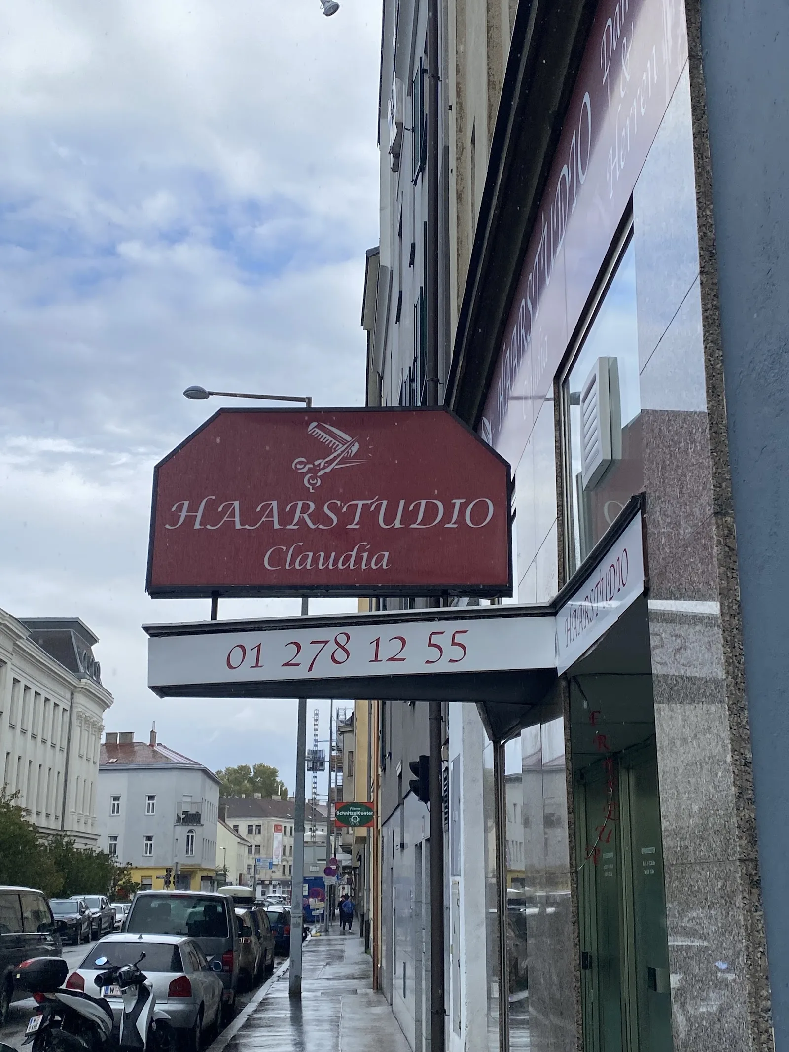 Blick in den Salon